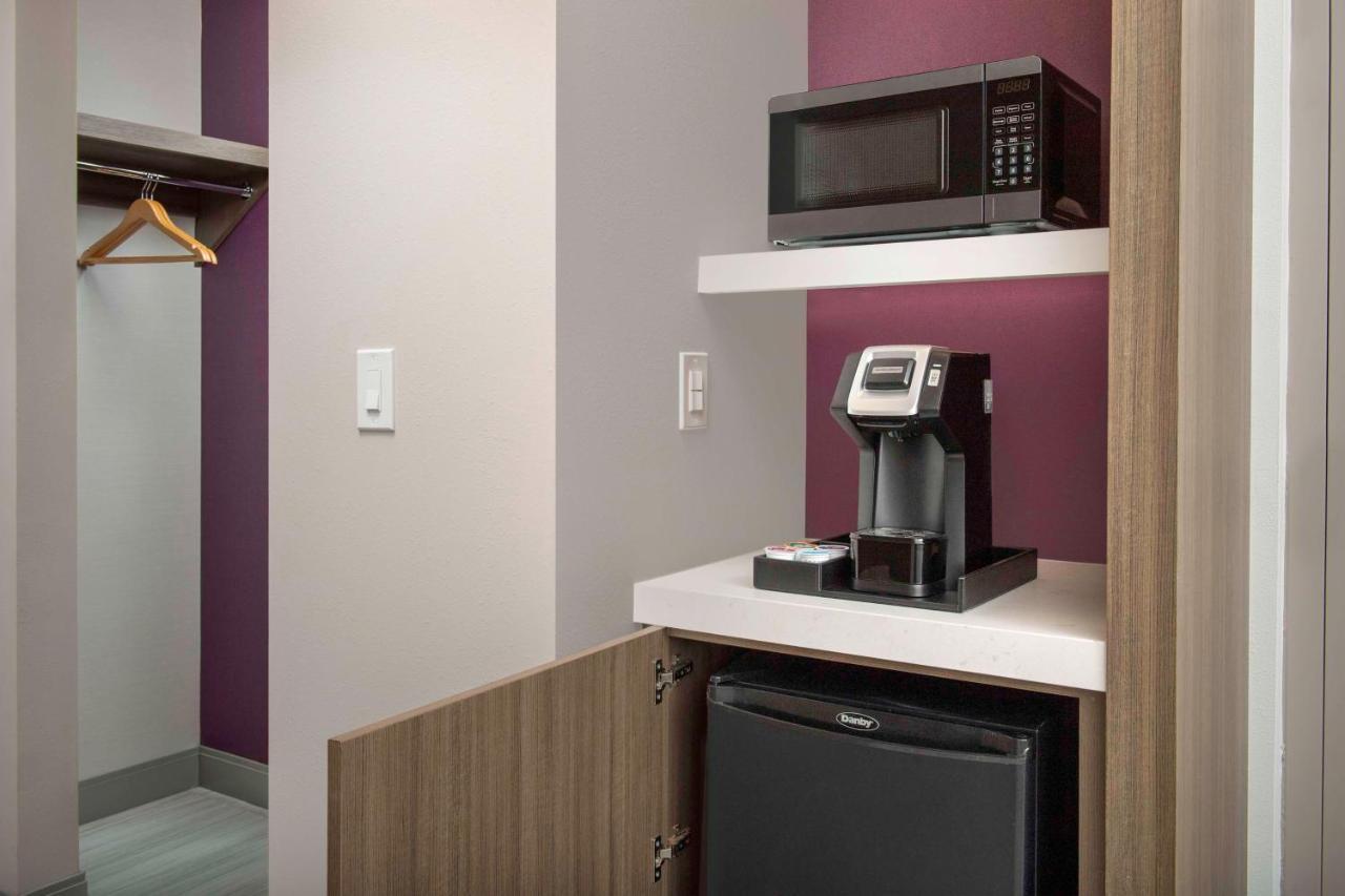 Hilton Garden Inn Pensacola Downtown Ngoại thất bức ảnh