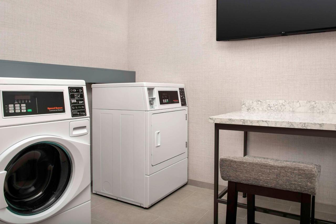 Hilton Garden Inn Pensacola Downtown Ngoại thất bức ảnh